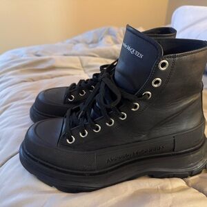 Alexander McQueen Boots black